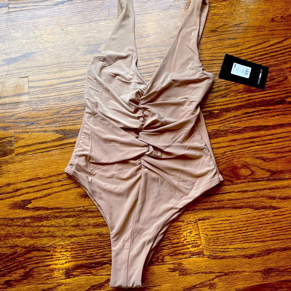 FashionNova Body Suit NWT